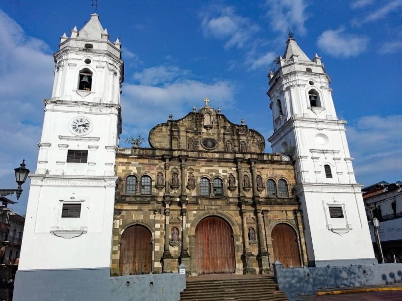 city-tour-panama-820×615